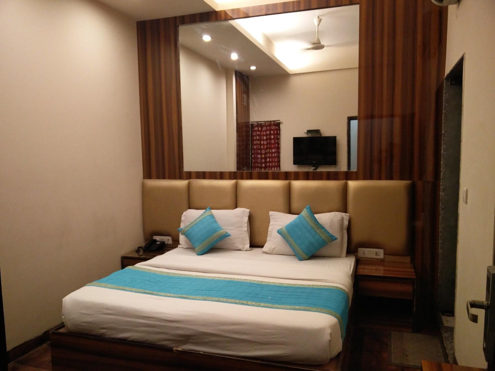Rupam Hotel Δελχί Εξωτερικό φωτογραφία