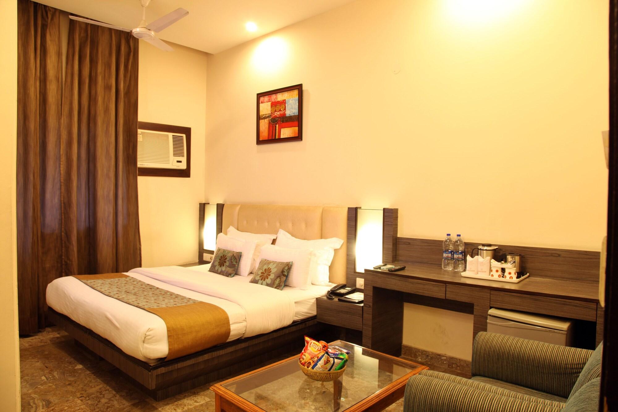 Rupam Hotel Δελχί Εξωτερικό φωτογραφία