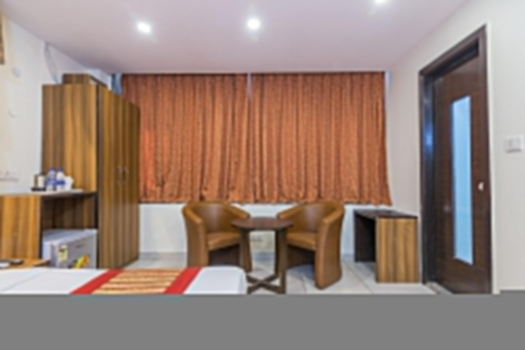 Rupam Hotel Δελχί Εξωτερικό φωτογραφία