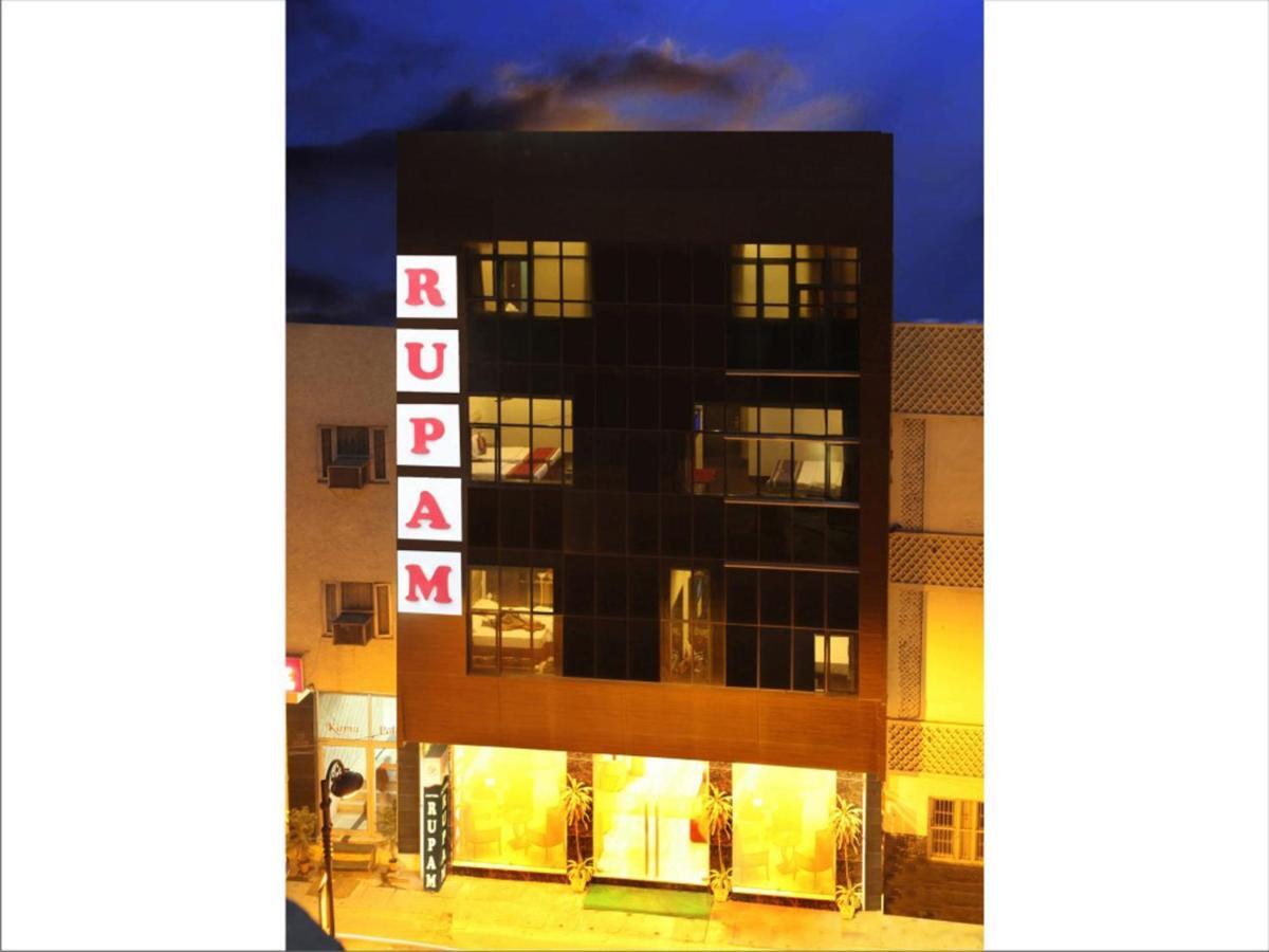 Rupam Hotel Δελχί Εξωτερικό φωτογραφία